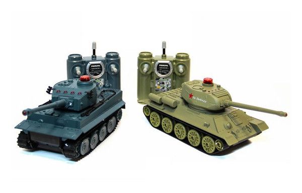 Танковий бій на радіокеруванні HuanQi 555 Tiger vs Т-34 HQ-555 фото